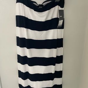 NWT long maxi style skirt.
